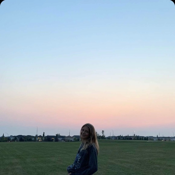 Meet your Posher, Kate - Picture 1 of 1